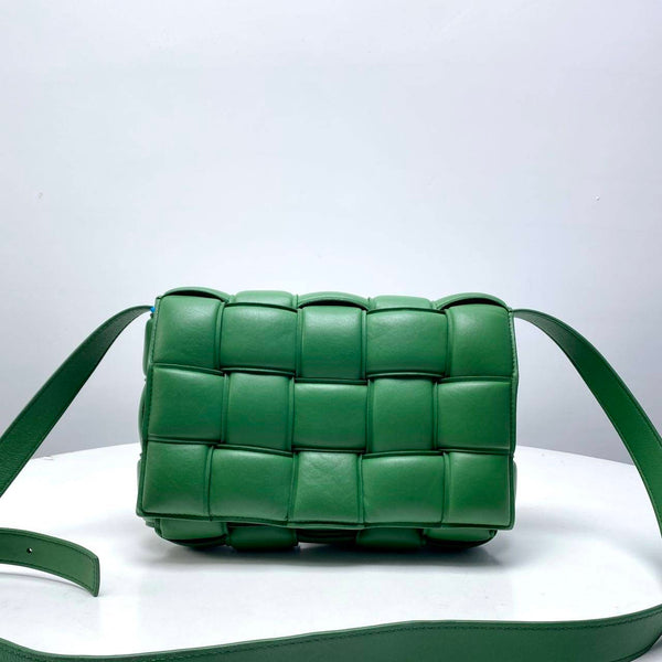 【TikTok Livestream】Bottega Veneta/BV Padded Cassette Green