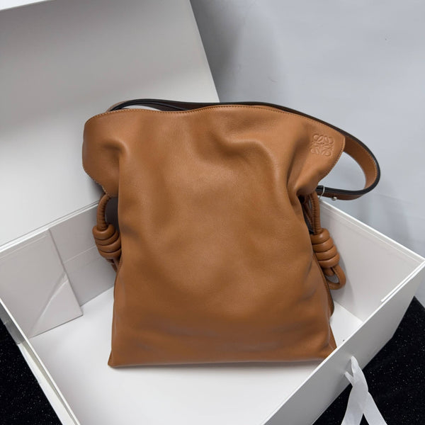 【TikTok Livestream】Loewe Flamenco Clutch Large Caramel